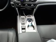 Honda Accord PHEV 2.0L E-CVT Edition - ფოტო 13