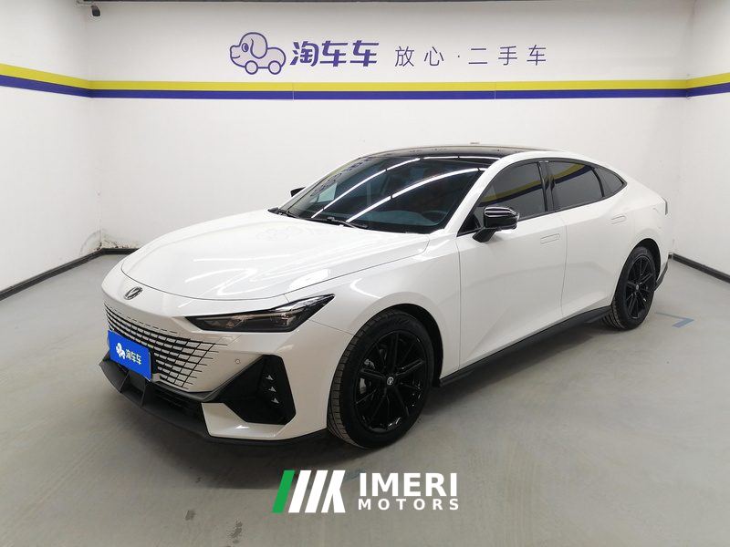 Changan UNI-V 1.5T Premium Version - ავტომობილი ჩინეთიდან