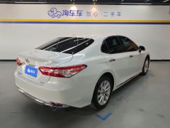 Toyota Camry 2.0G Luxury Edition - ფოტო 2