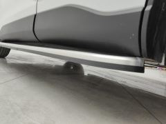 Toyota Frontlander 2.0L Luxury PLUS Edition - photo 11