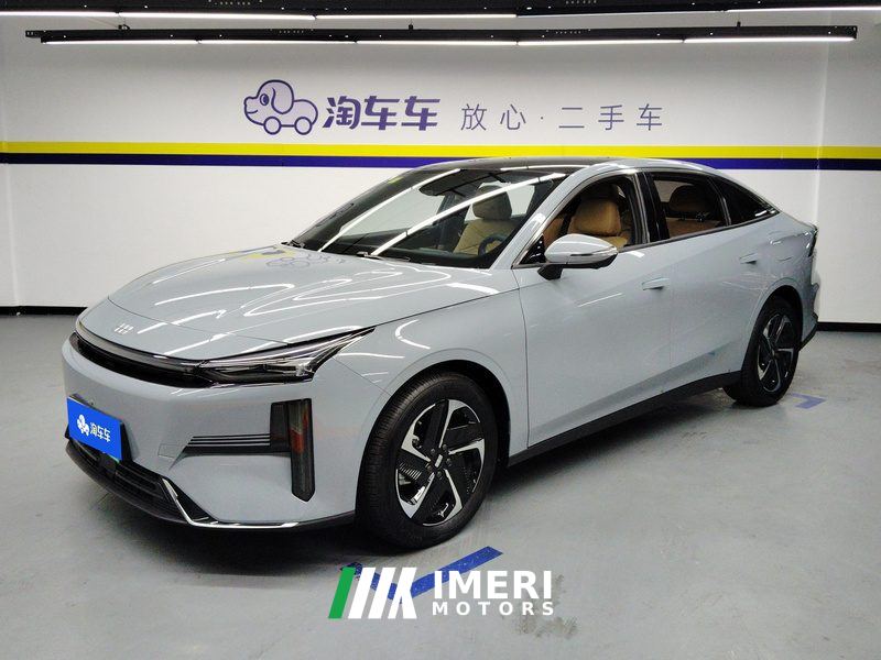 Geely Galaxy L6 1.5T 125km MAX - автомобиль из Китая