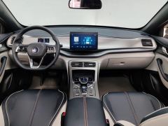 BYD Qin PLUS DM-i 120km Prestigious Edition - ფოტო 16