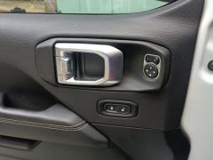 Jeep Gladiator 3.6L Edition - ფოტო 13