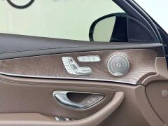 Mercedes-Benz E Class E-Class E 300 L Luxury - ფოტო 3