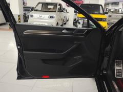Volkswagen Magotan 330TSI 30th Anniversary Edition - ფოტო 12