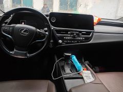 Lexus ES 200 Excellence Edition - фото 16