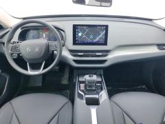 Hongqi E-QM5 500km Travel Edition - ფოტო 16
