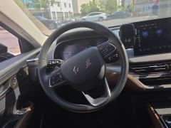 Hongqi E-QM5 431km Charging Fun Edition 5-seater - photo 18