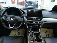 Honda Accord 260TURBO Luxury Edition - фото 16