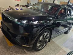 Dongfeng Yipai 008 BEV 636Max 5-seater - photo 1