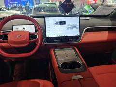 Dongfeng Yipai 008 BEV 636Max 5-seater - photo 16