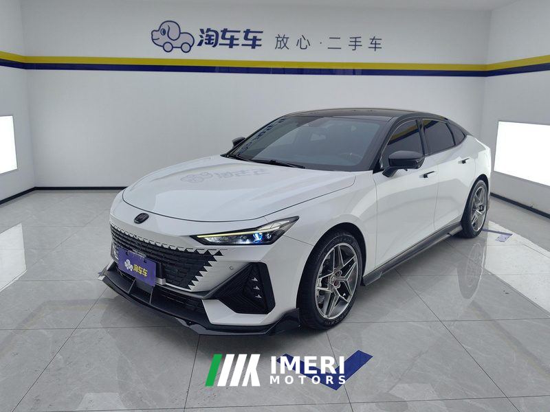 Changan UNI-V Zhidian iDD 1.5T 113km Smart cool type - автомобиль из Китая