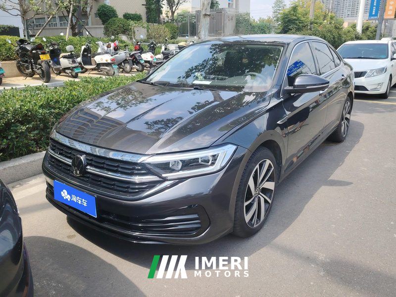 Volkswagen Jetta Sagitar 300TSI Dual Clutch Superior Edition
