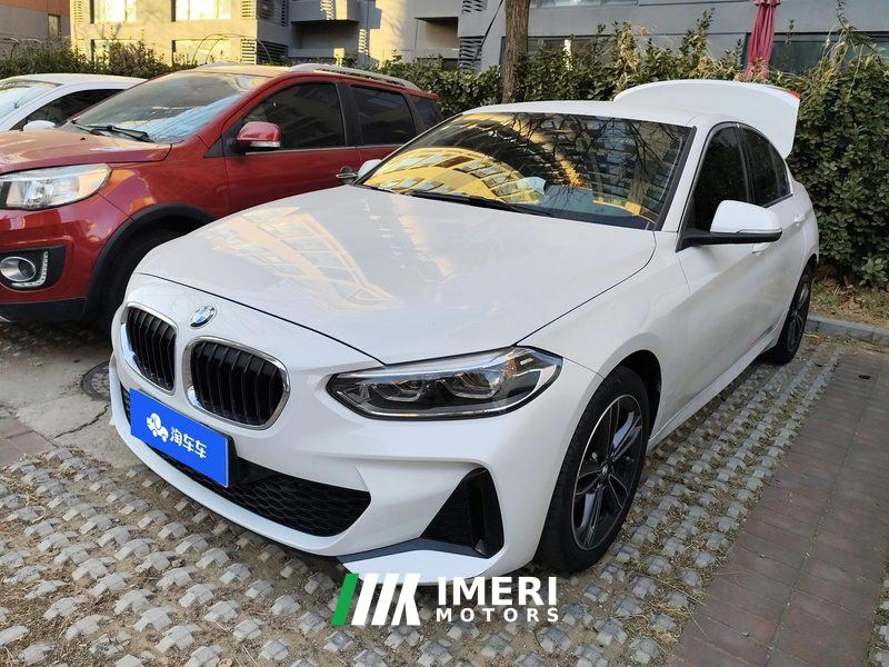 BMW 1 Series 120i M Sport - автомобиль из Китая