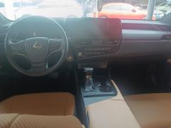 Lexus ES 200 Excellence Edition - ფოტო 16