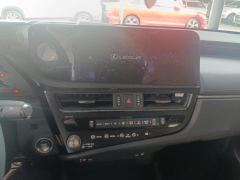 Lexus ES 200 Excellence Edition - ფოტო 17