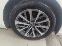 Lexus ES 200 Excellence Edition - ფოტო 6