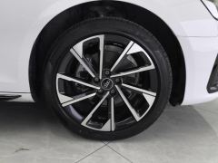 Audi A4L 40 TFSI Luxury Dynamic - фото 6