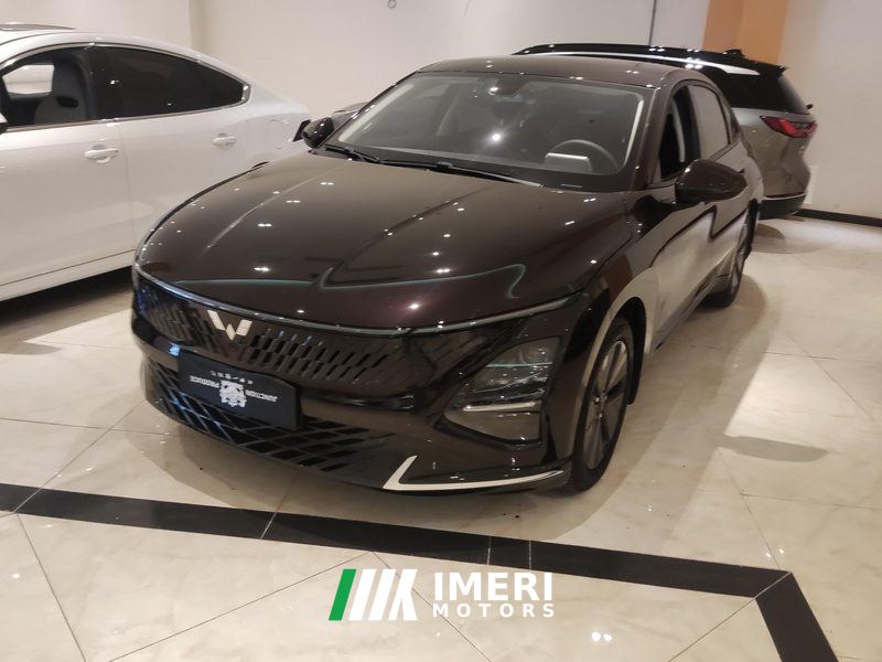 Wuling Starlight Plug-in Hybrid 1.5L 70km Standard Edition - car from China
