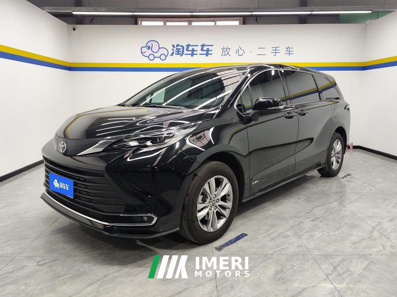 Toyota Sienna Dual-Engine 2.5L RWD Comfort Edition