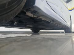 Toyota Corolla Dual-Engine 1.8L Elite Edition - ფოტო 10