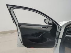 Volkswagen Jetta 280TSI Plus Edition - photo 12