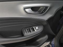 Roewe MG iMAX8 400TGI Prestige - photo 13