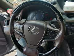 Lexus ES 200 Excellence Edition - ფოტო 18