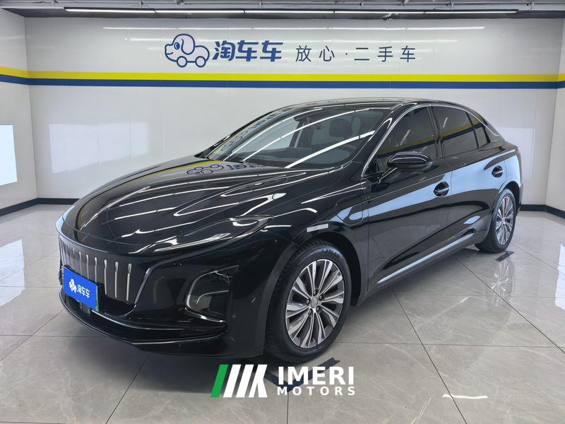 FAW Hongqi E-QM5 431km Charging Fun Edition 5-seater