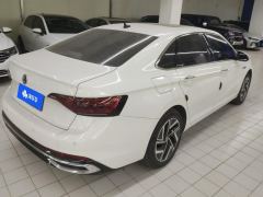 Volkswagen Jetta 200TSI Edition - photo 2