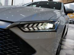 BYD Qin PLUS DM-i 120km Flagship - ფოტო 4