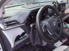 Toyota Sienna Dual-Engine 2.5L Comfort Edition - photo 16