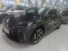 Roewe Feifan R7 606km AWDFlagship Edition - photo 1