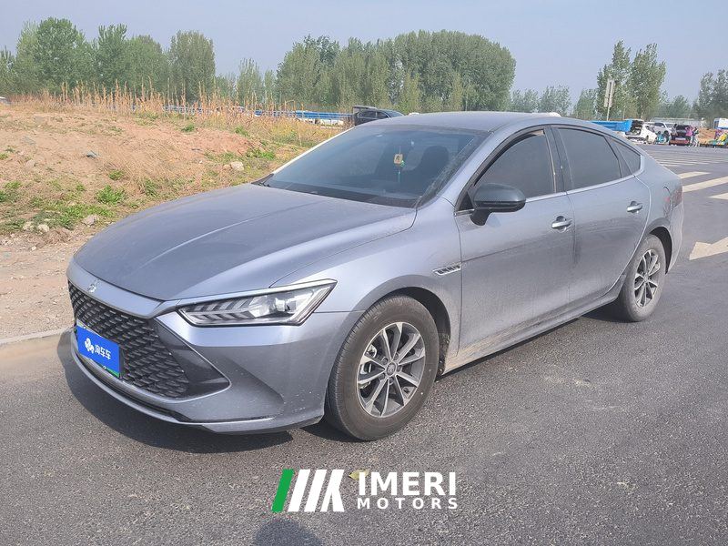 BYD Qin PLUS DM-i 55km Prestigious Edition