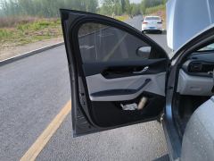 BYD Qin PLUS DM-i 55km Prestigious Edition - ფოტო 12