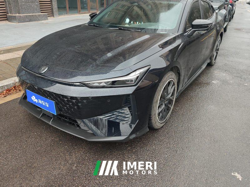 Changan UNI-V 1.5T Premium - car from China