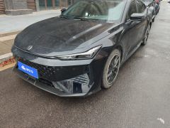 Changan UNI-V 1.5T Premium - photo 1