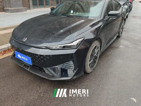 2024 Changan UNI-V 1.5T Premium - автомобиль из Китая