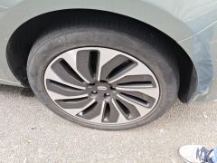 AITO Hongmeng Zhixing Boundary M5 EREV 180km AWD Performance Edition - ფოტო 6