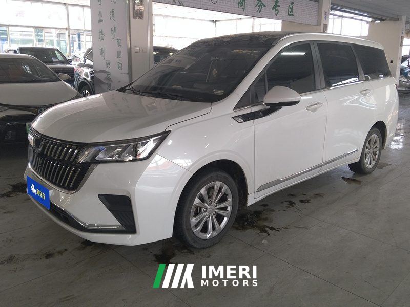Wuling Jiachen 1.5L Manual Comfort Edition - car from China