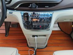 Buick GL8 Land Business Class 652T Luxury - ფოტო 19
