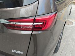 Buick GL8 Land Business Class 652T Luxury - ფოტო 5