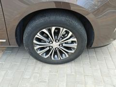 Buick GL8 Land Business Class 652T Luxury - ფოტო 6