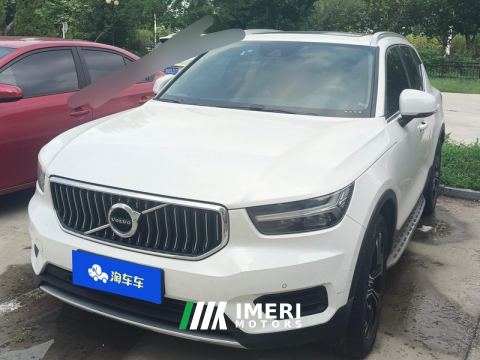 2022 Volvo XC40 T4 AWD Smart Remote Luxury Edition - автомобиль из Китая