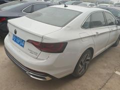 Volkswagen Jetta 200TSI Edition - ფოტო 2