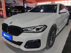 BMW 5 Series 525Li M Sport Package - ფოტო 1