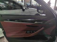 BMW 5 Series 525Li M Sport Package - ფოტო 12