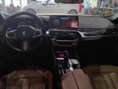 BMW 5 Series 525Li M Sport Package - ფოტო 16