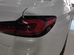 BMW 5 Series 525Li M Sport Package - ფოტო 5