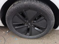 Li Auto L6 Max - ფოტო 6